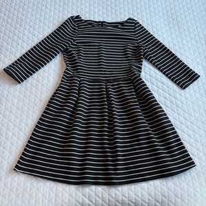 Banana Republic Black White Stripe Ponte Dress Size 12 Long Sleeve Structured
